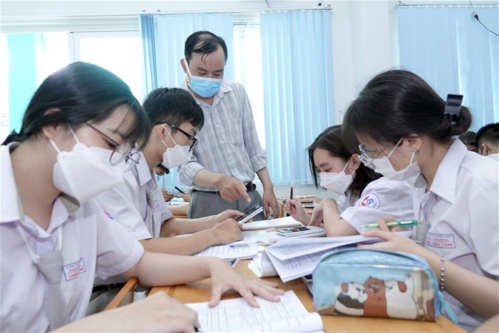 bi-quyet-luyen-toan-dai-hoc-hoc-gi-luyen-nhu-the-nao-de-dat-thu-khoa-alotruyenchu-com-24-1