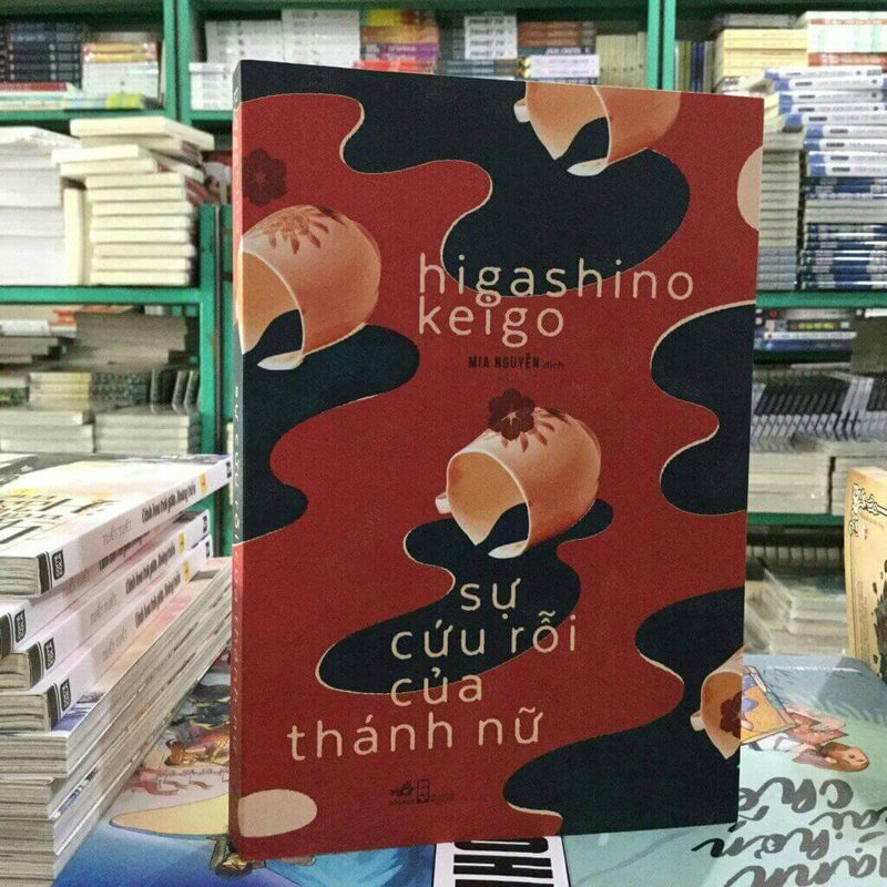 giai-ma-su-cuu-roi-cua-thanh-nu-goc-nhin-tam-ly-toi-pham-qua-ngoi-but-higashino-keigo-alotruyenchu-com-23-1