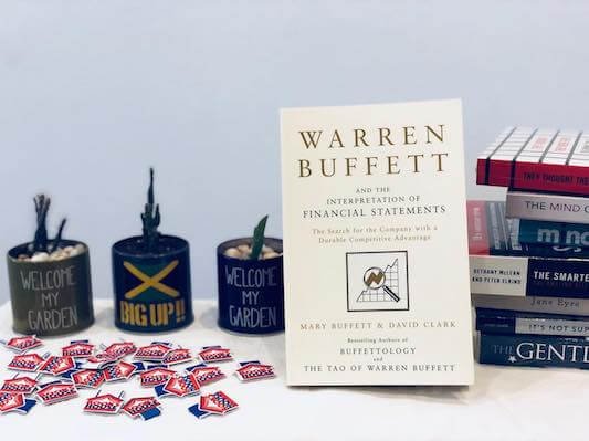 giai-ma-tu-duy-warren-buffett-qua-bao-cao-tai-chinh-di-sau-hon-con-so-alotruyenchu-com-22-1
