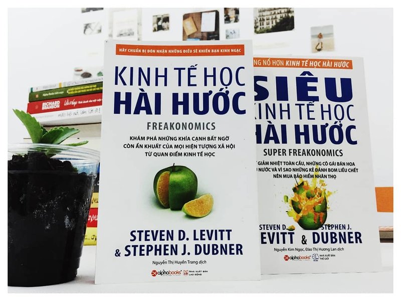sieu-kinh-te-hoc-hai-huoc-giai-ma-the-gioi-kinh-doanh-mot-cach-doc-dao-alotruyenchu-com-3-1